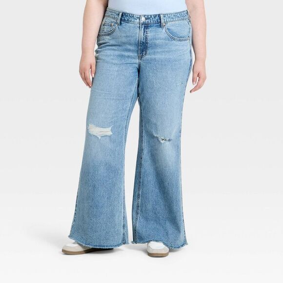 Universal Thread Pants - Women's Low-Rise Relaxed Denim Flare Jeans - Universal Thread Medium Wash 18